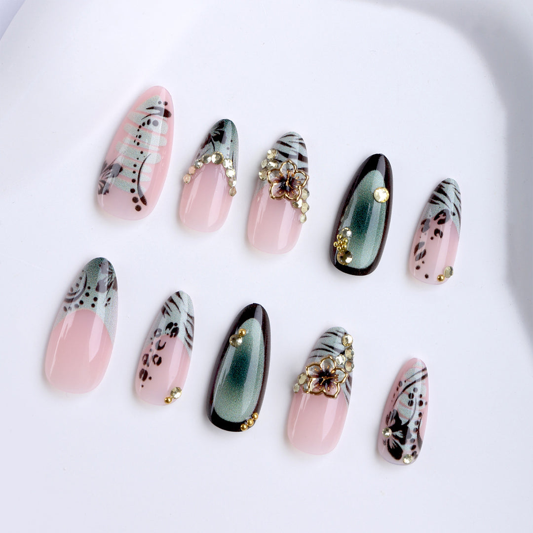 Kunstvolle Stiletto Fingernägel mit Floralen und Geometrischen Verzierungen Karnz