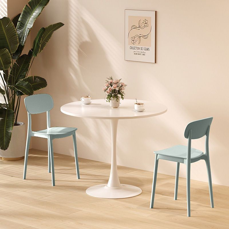 Moderner ergonomischer Esszimmerstuhl Karnz