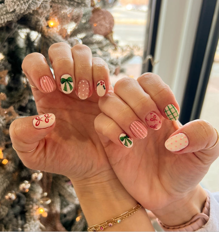 Festliche Nagelkunst Karnz