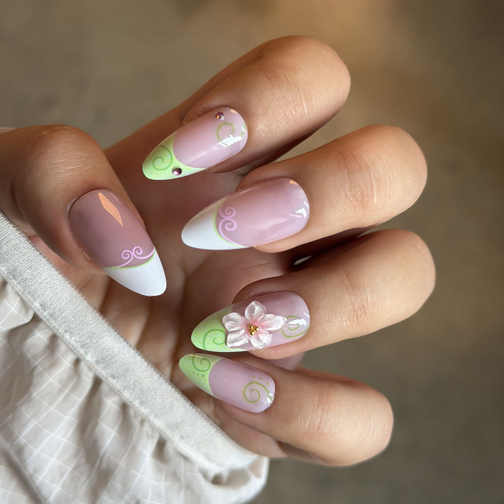 Künstlerisches Floral-Akzent Press-On Nagelset Karnz