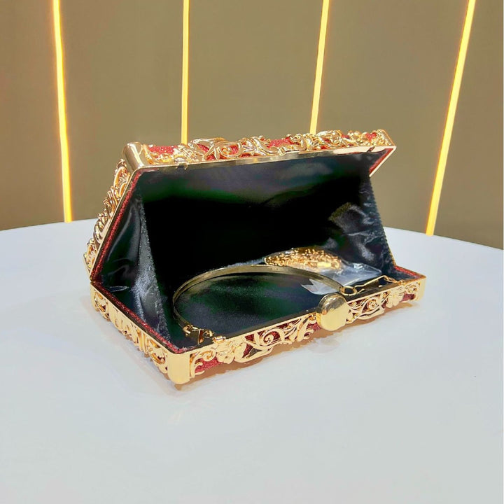 Dekorative verzierte Clutch