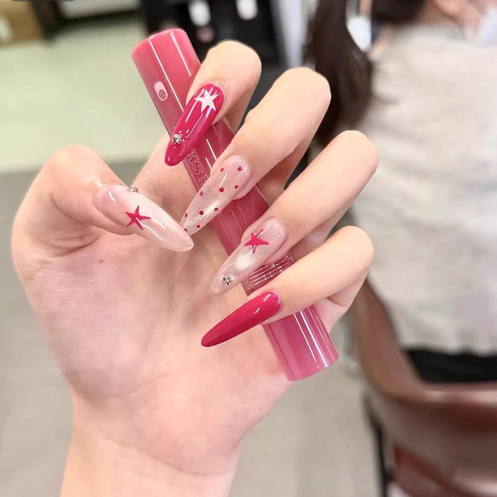 Künstlerische Glitter Nagelverlängerungen