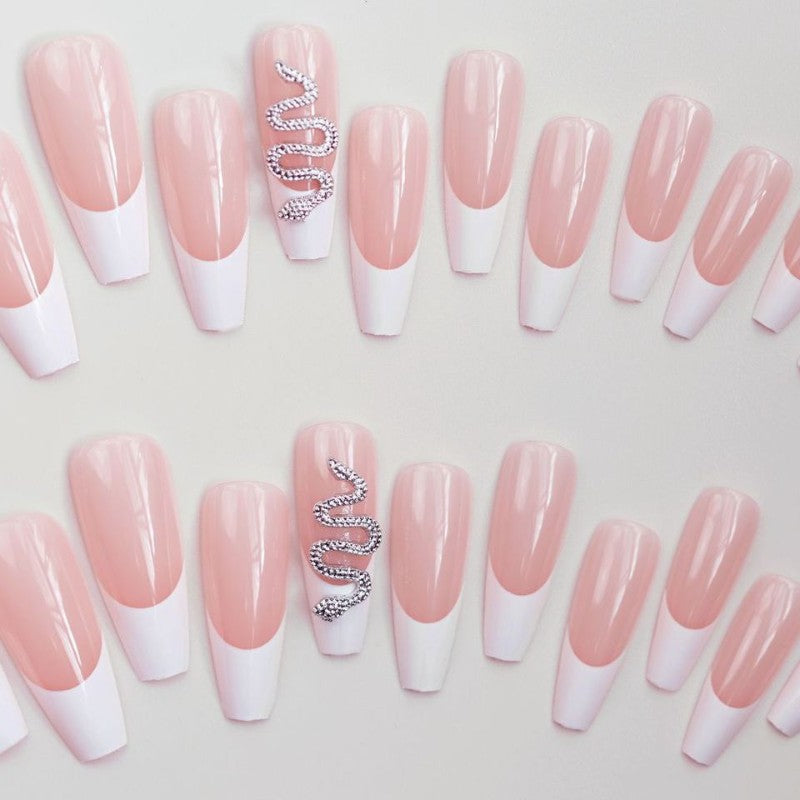 Künstlerisches mit Strass verziertes Press-On Nagelset