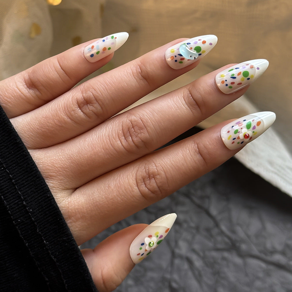 Farbenfrohes Künstlerisches Press-On-Nagelset Karnz