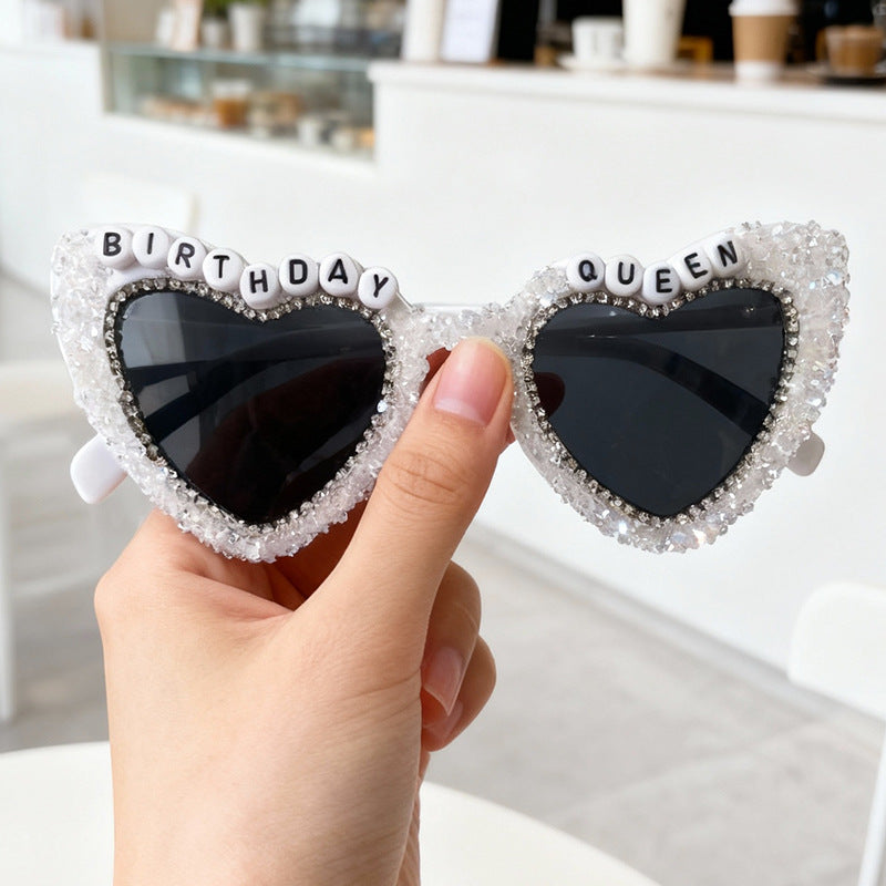 Rhinestone-beschmückte Herz-Sonnenbrille Karnz