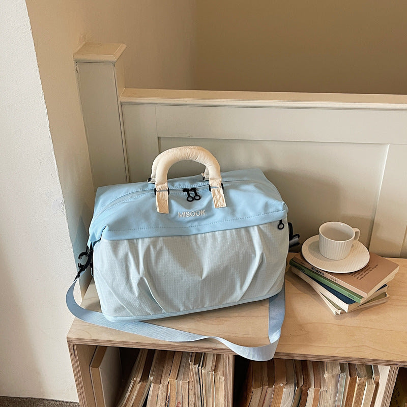 Multifunktionale stilvolle Reiseloftasche