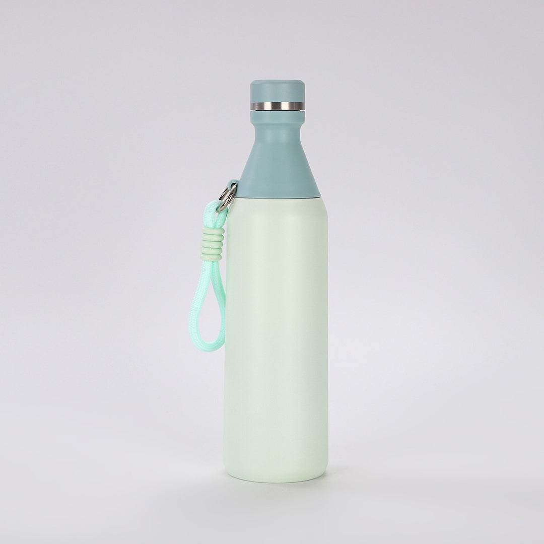 Damen isolierte Trinkflasche mit praktischem Trageriemen Karnz