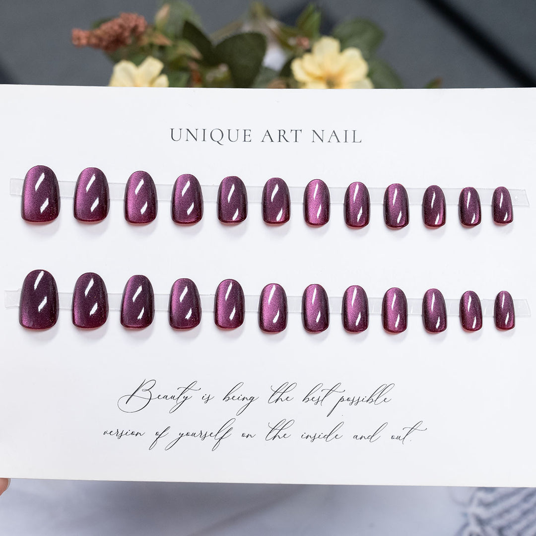 Glänzendes Press-On Nagelkunst Set