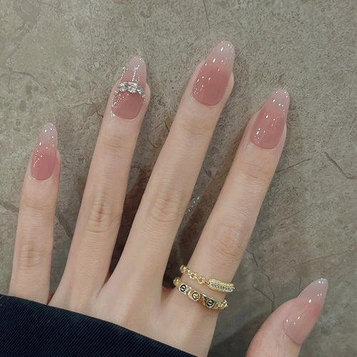 Elegante Ombre Stiletto Drucknägel mit Strassakzenten Karnz