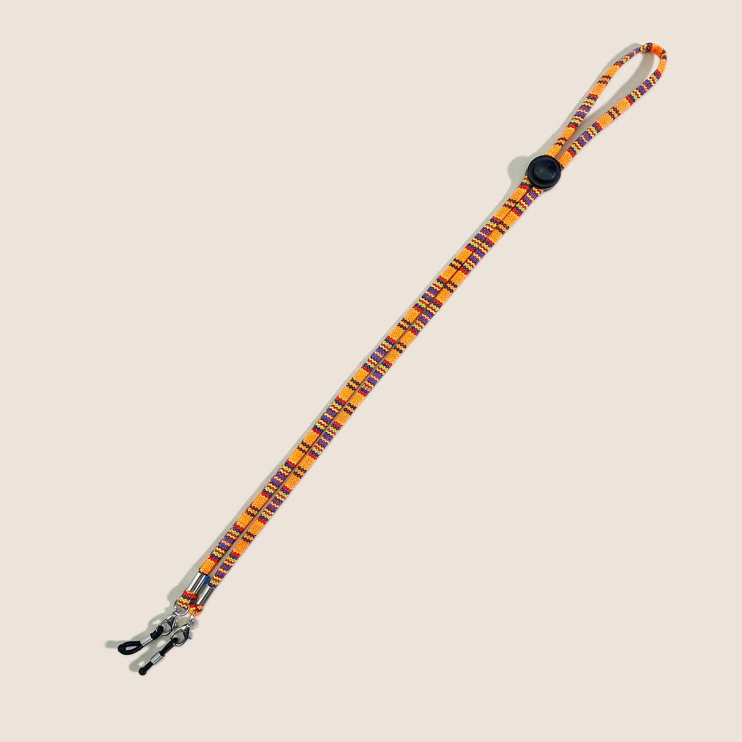 Stylischer verstellbarer Brillenhalter Karnz
