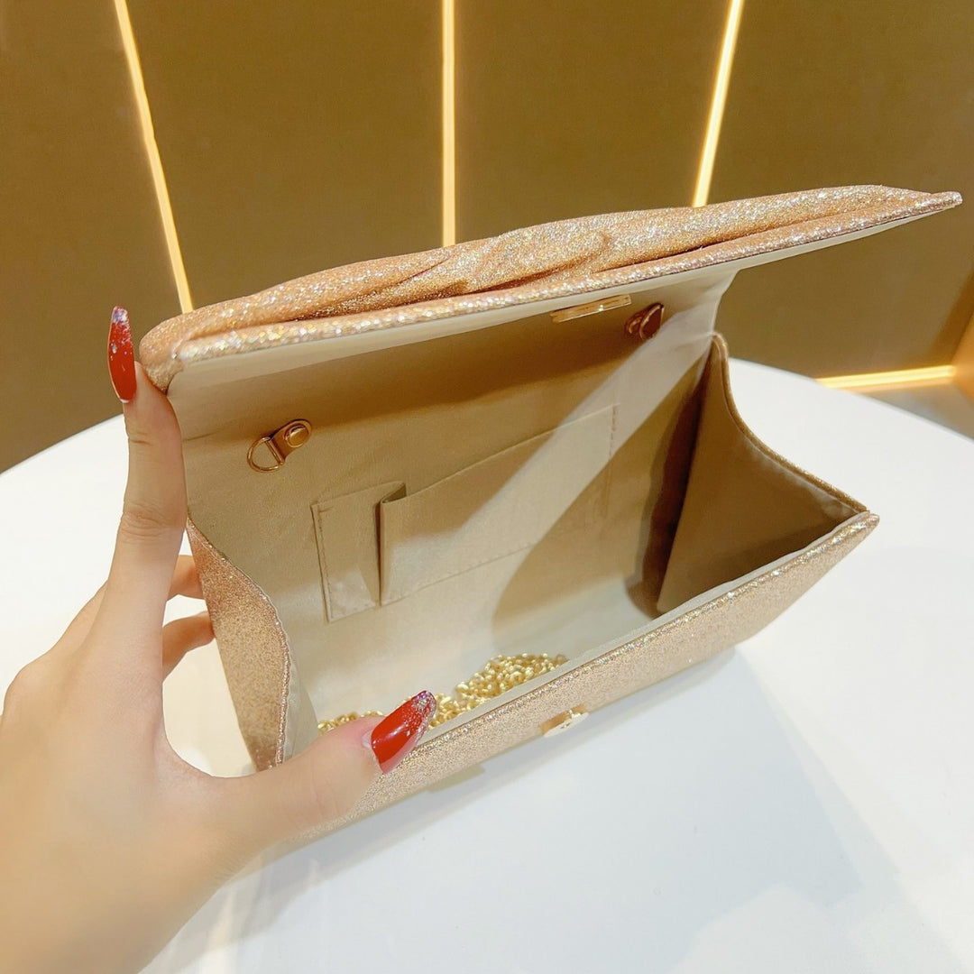 Glänzende Abend-Clutch