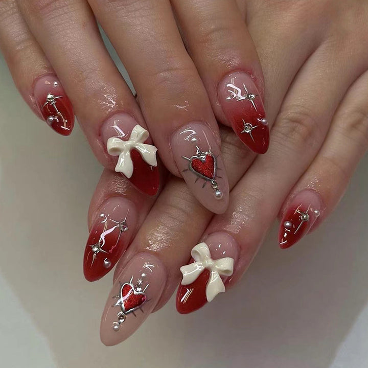 Künstlerische herzthemen Nagelkunstverlängerungen Karnz