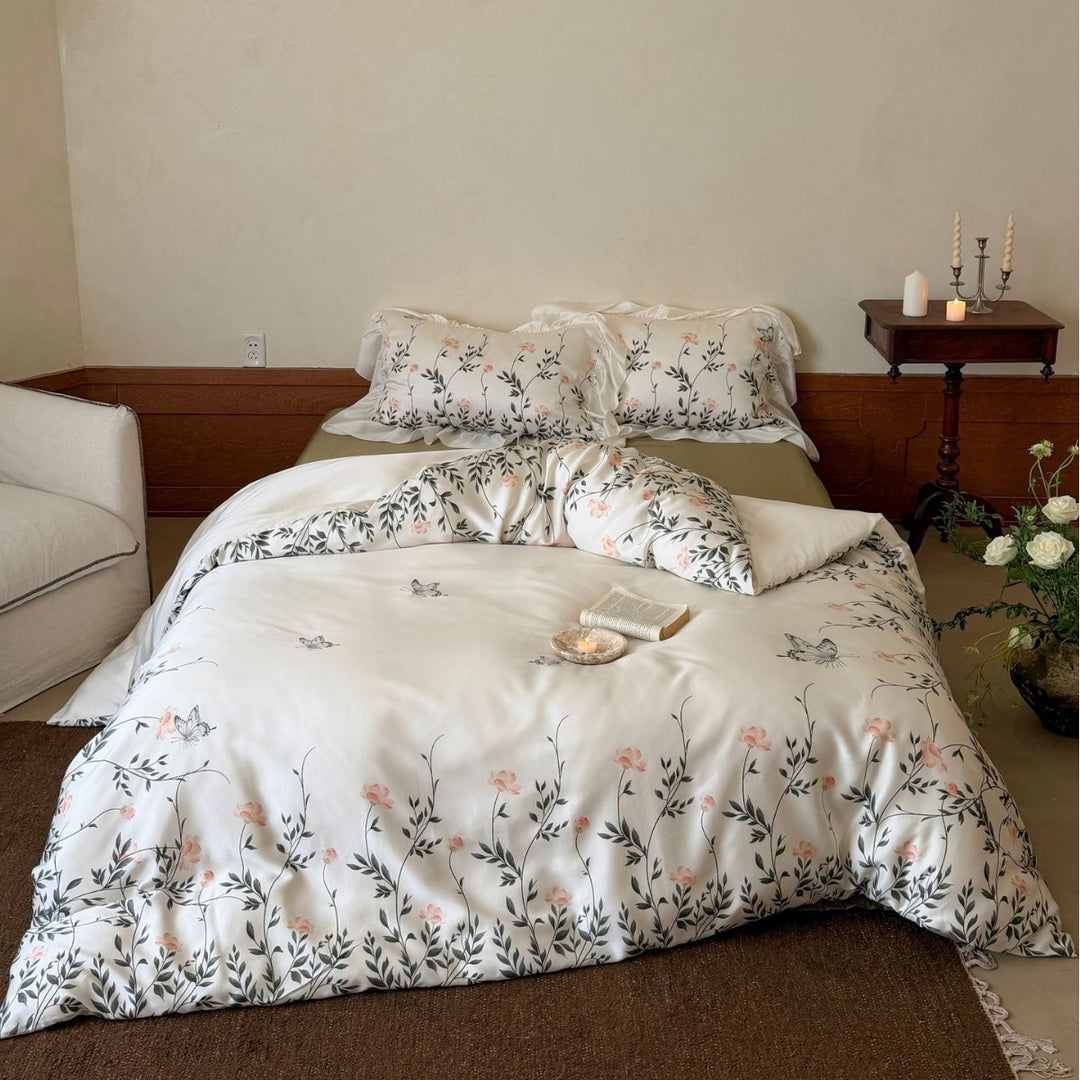Botanisches Satin-Fühl Floral Bettbezug Set mit Rüschenkissenbezügen