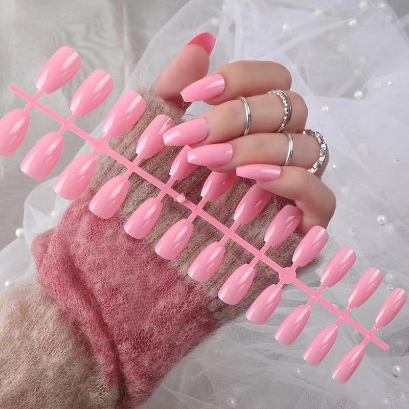 Premium langanhaltende Press-On Nagelspitzen Karnz