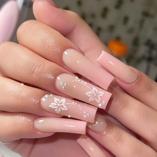 Florales Acryl-Nagelkunst-Set Karnz