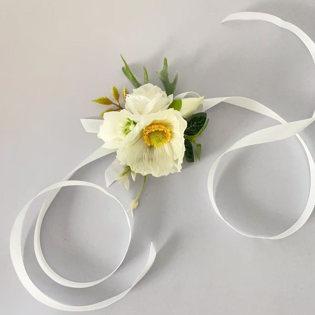 Elegante Blumenanstecker