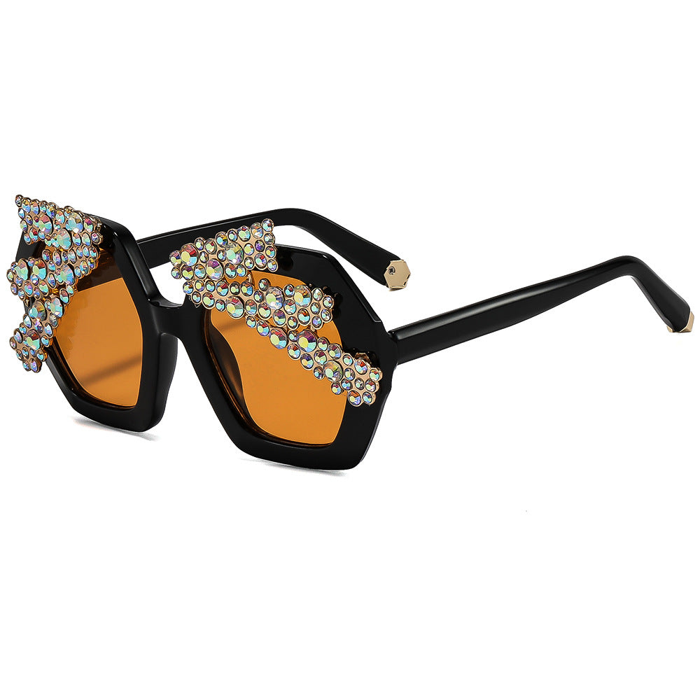 Damen Statement-Sonnenbrille mit funkelndem Kristallrahmen Karnz