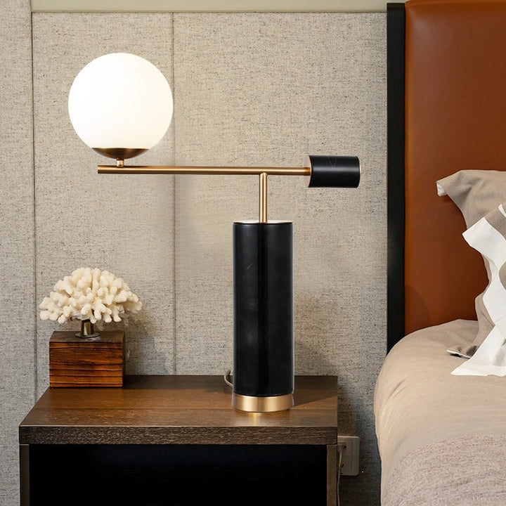 Elegante Minimalistische Tischlampe