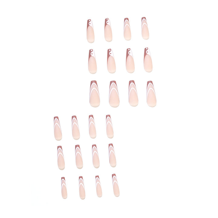 Elegante Nagelverlängerungen mit kunstvoller Wellen-Design Karnz