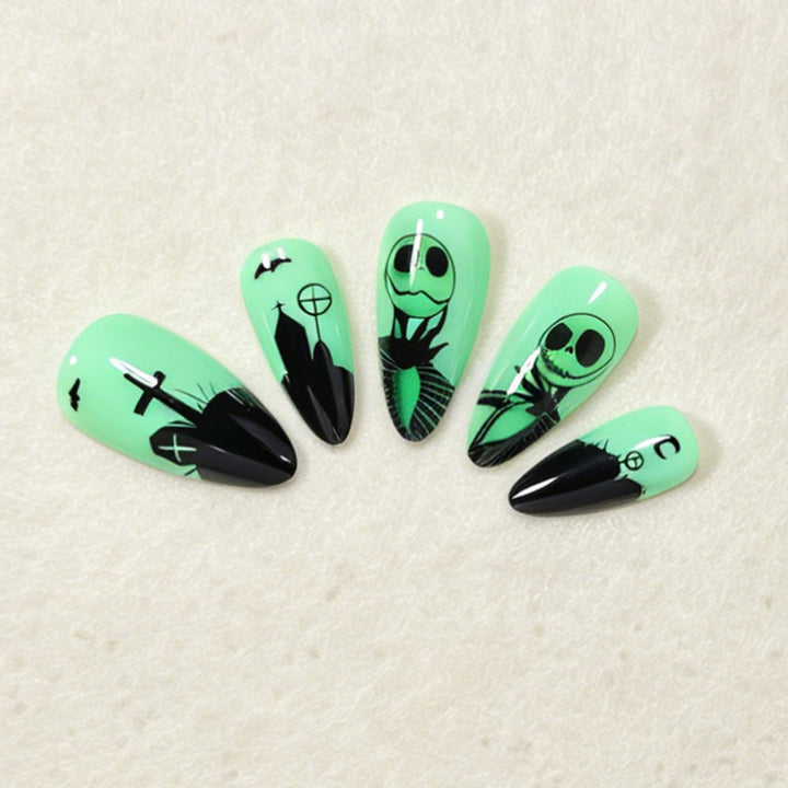 Leuchtende Nagelkunst Karnz