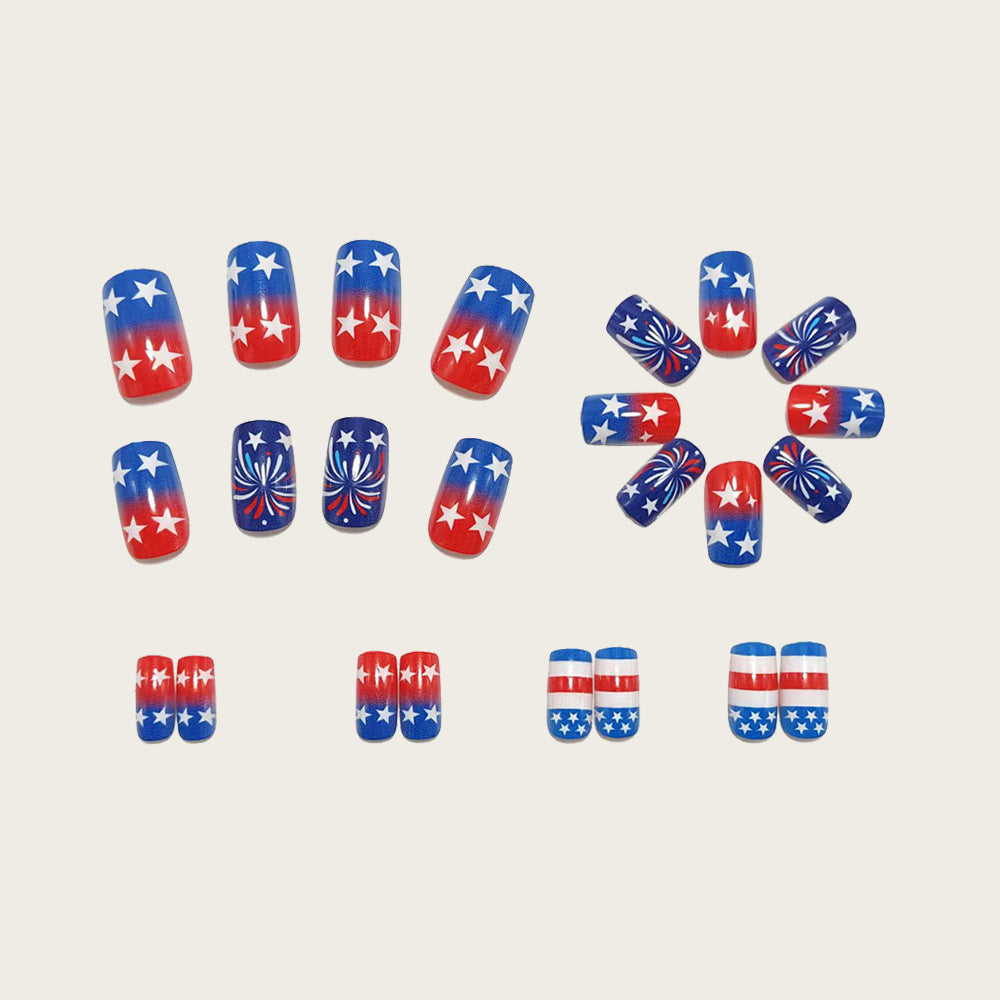 Kunstnägel Im Patriotischen Design Karnz