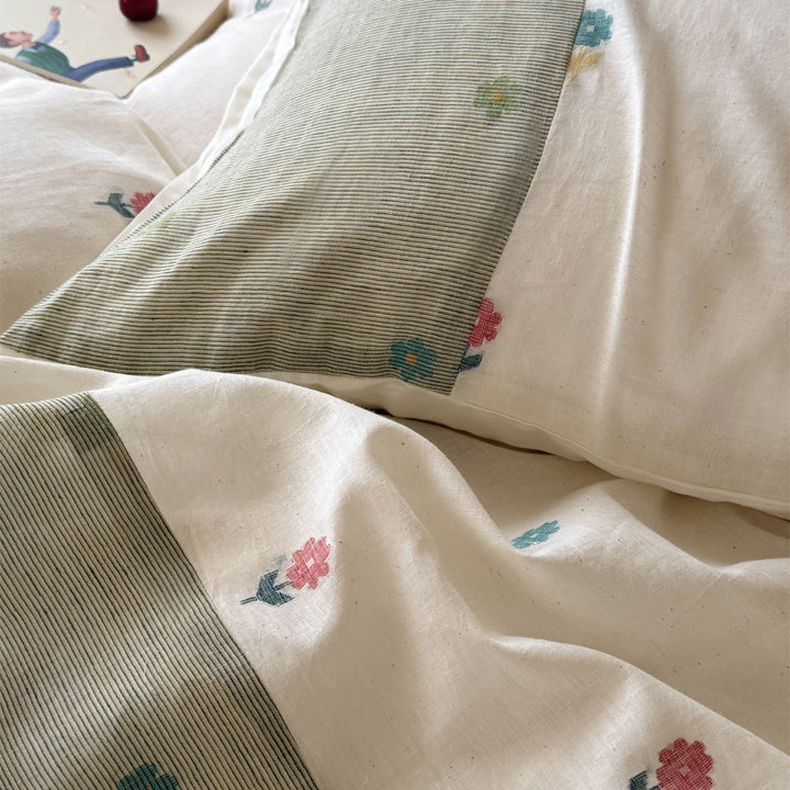 Florales Patchwork Baumwoll-Leinen Bettdeckenbezug Set mit gesticktem Zweigmotiv