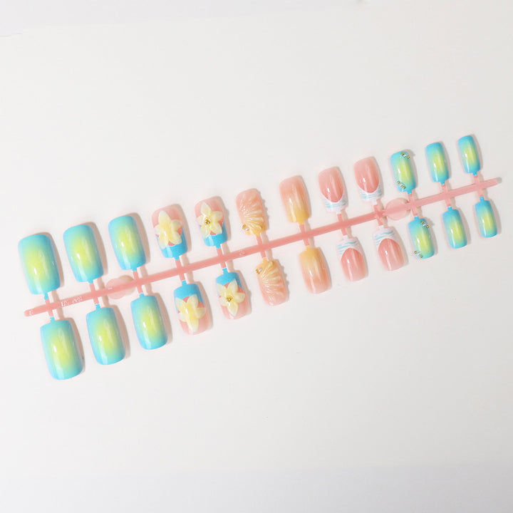 Künstlerische Press-On-Nagelspitzen Karnz