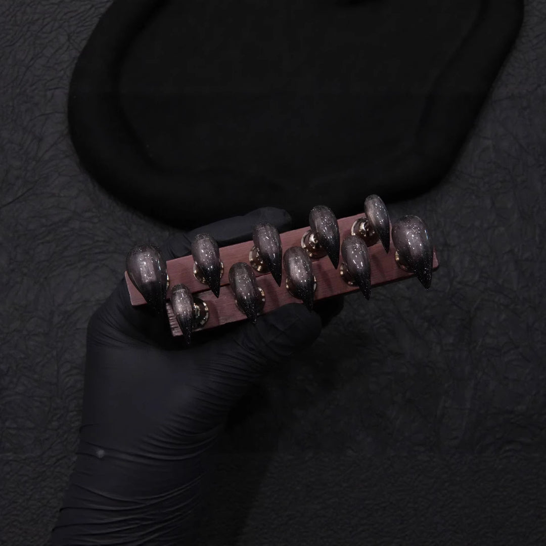 Dekorative Stiletto-Nagelspitzen