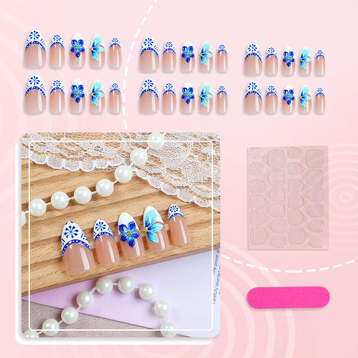 Künstlerisch floral dekoriertes Press-on-Nagelset