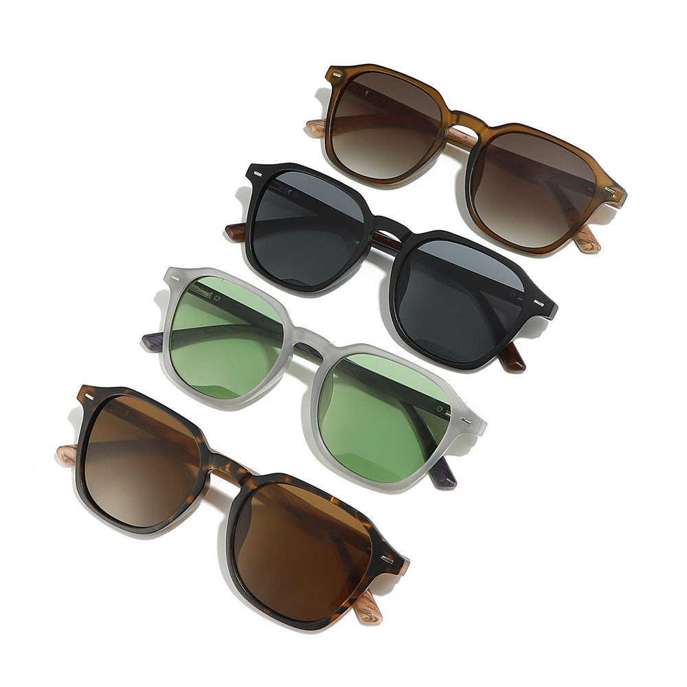 Stylische retro-inspirierte Sonnenbrille Karnz