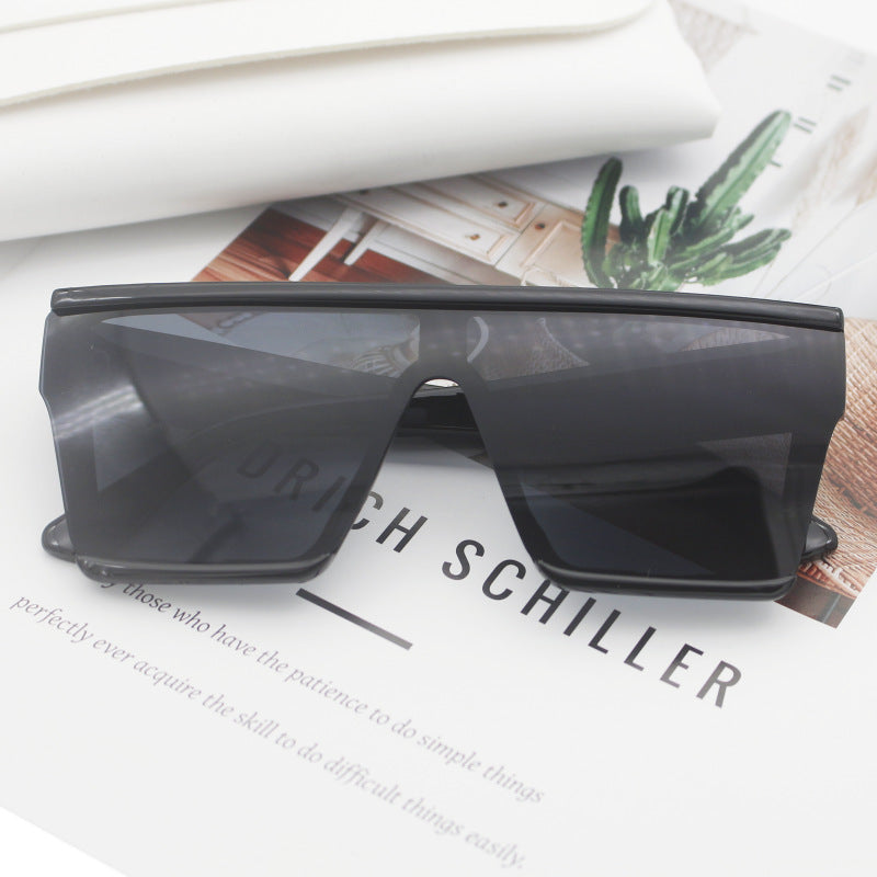 Damen Sportliche Sonnenbrille im trendigen Shield-Design Karnz
