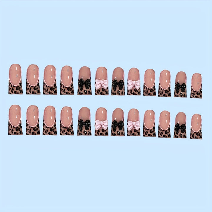 Dekorativer Leopard-Print Press-On Nail Set Karnz