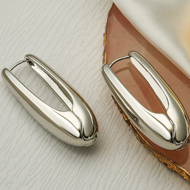 Elegante und Stilvolle Ohrhänger Karnz