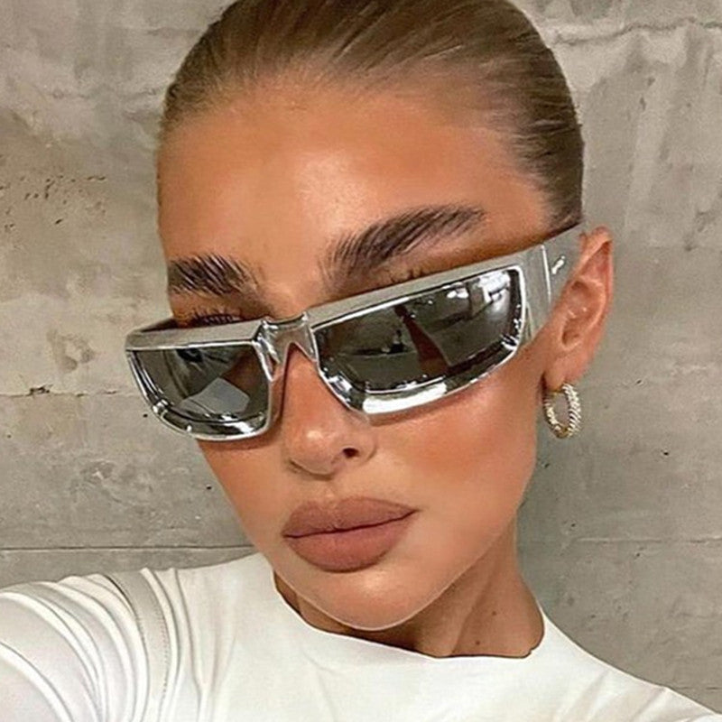 Damen sportliche Sonnenbrille mit robustem und ergonomischem Design Karnz