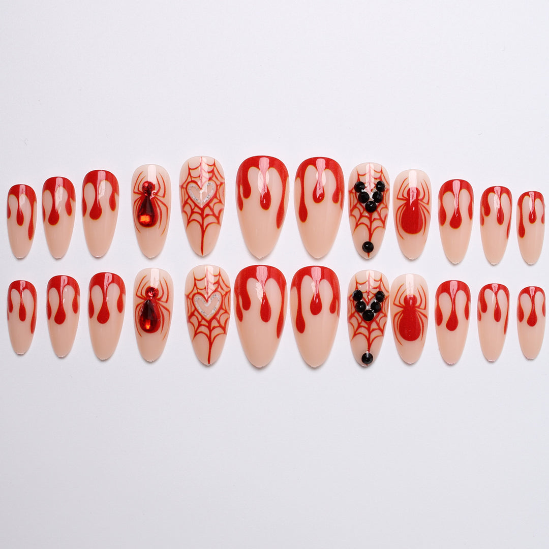 Kreative Halloween Kunstnägel mit Spinnennetz-Design Karnz