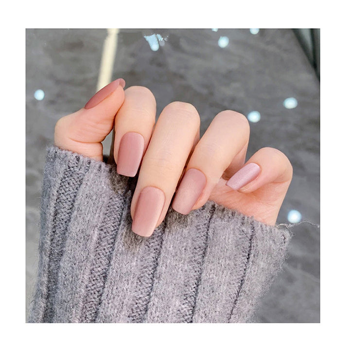 Elegante und stilvolle Nagelverlängerungen Karnz