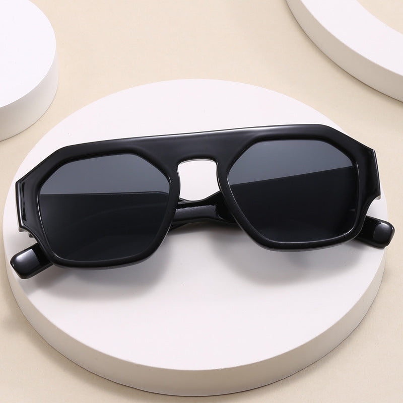 Damen modische geometrische Sonnenbrille Karnz