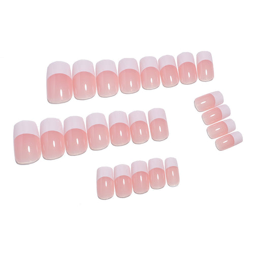 Künstliche Nagelspitzen mit elegantem French-Design Karnz