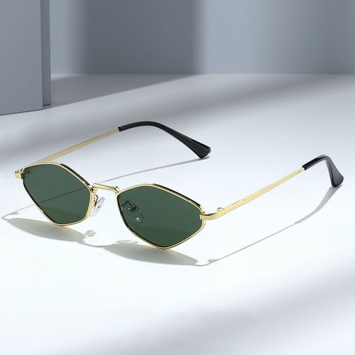 Damen Modische Sonnenbrille im futuristischen Design Karnz