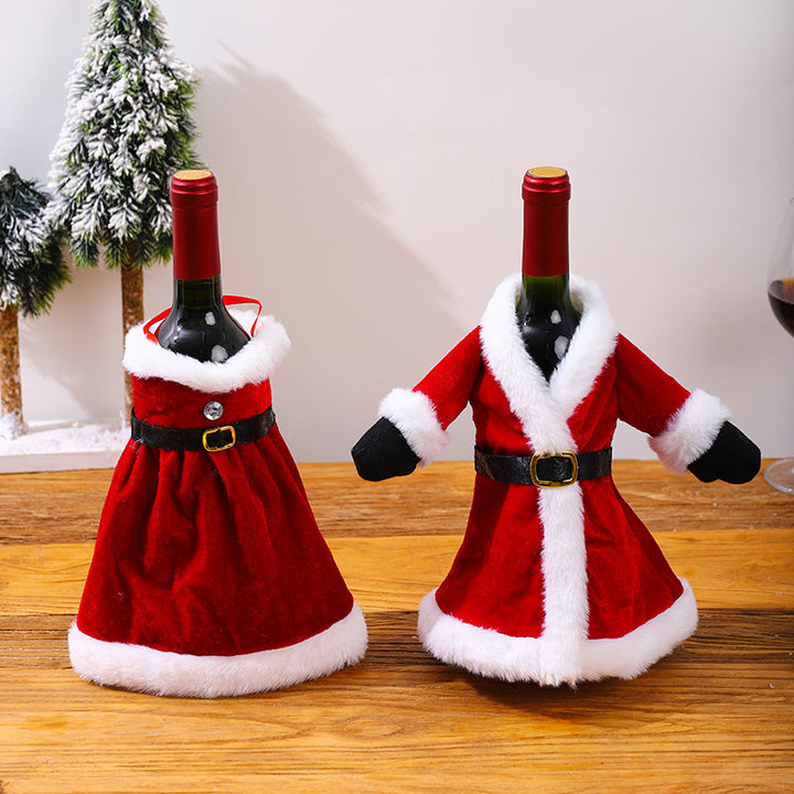 Dekorative Weinflaschenhülle im Weihnachtsmann-Look Karnz
