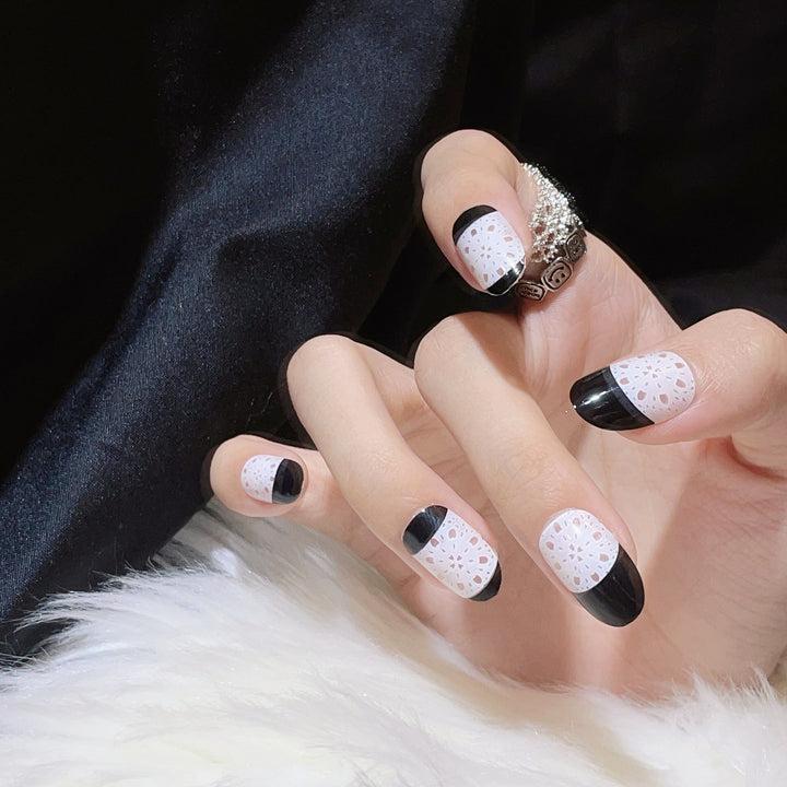Künstlerisches Press-On Nagelspitzen-Set mit einzigartigen Mustern