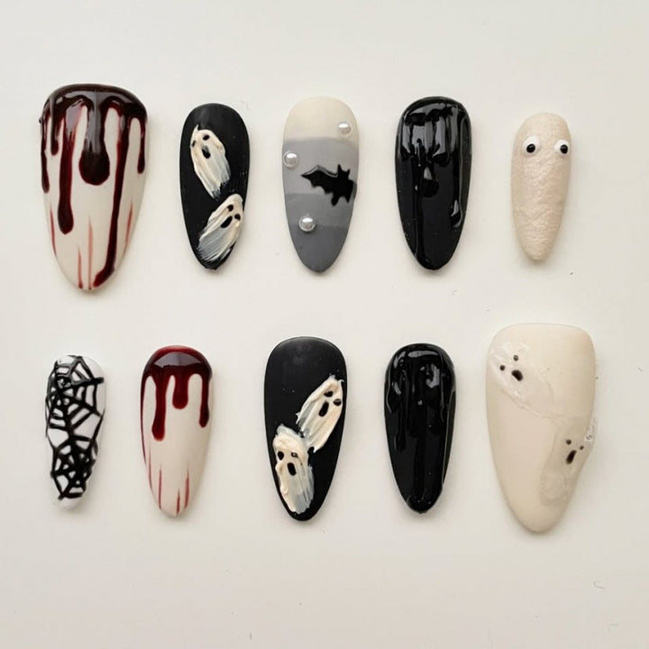 Themenbezogenes Halloween Press-On Nail Art Set