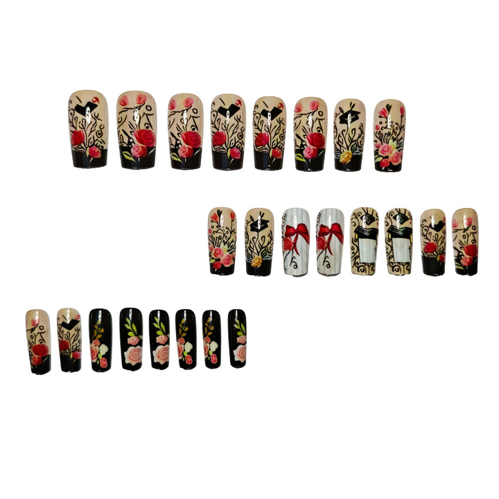 Glamouröse Kunstnägel mit Floralen Motiven Karnz