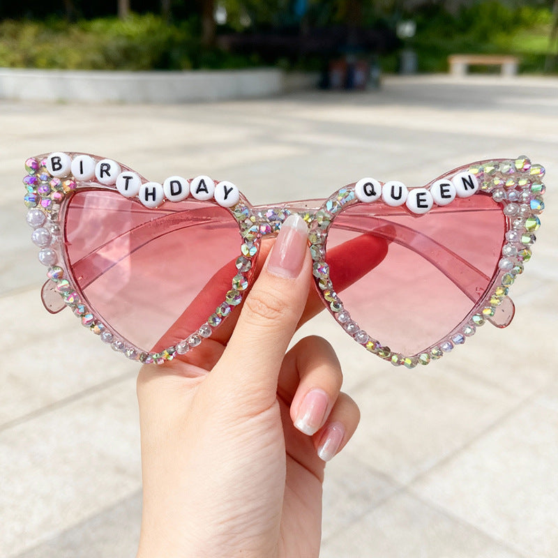 Rhinestone-besetzte Geburtstagsthema-Sonnenbrille Karnz