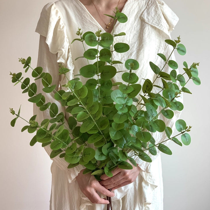 Lebensechte Eukalyptus Pflanzenarrangement
