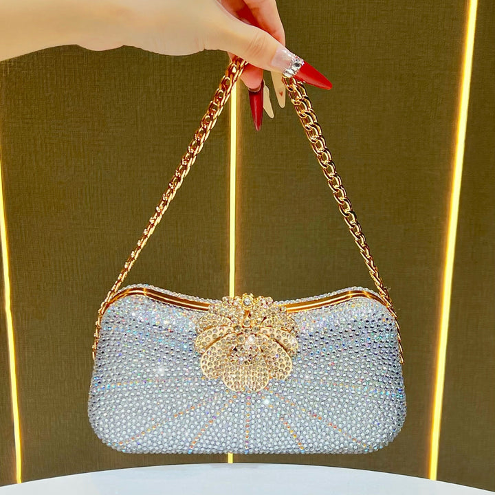 Rhinestone-besetzte Abendtasche