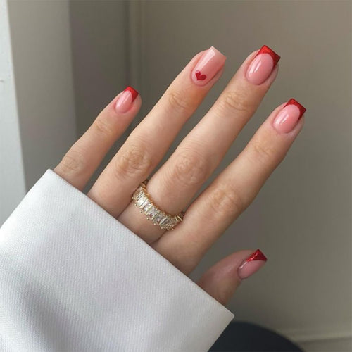 Künstlerisches Herz-Design Press-On Nagelset Karnz