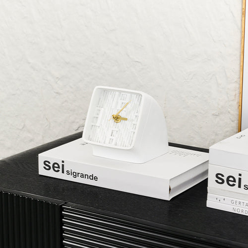 Stylische Minimalistische Tischuhr
