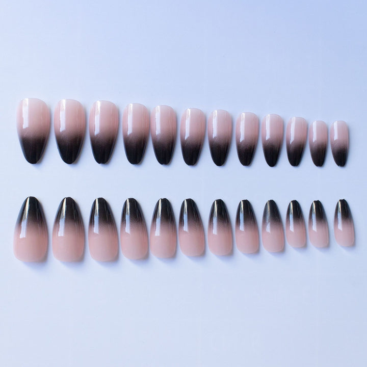 Stilvolles Ombre Stiletto Nagelkunst
