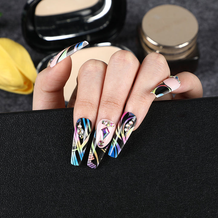 Künstliche Nagelspitzen mit buntem Abstract-Design Karnz